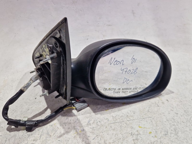 Recambio de retrovisor derecho para chrysler neon ii 2.0 16v r/t referencia OEM IAM 9441130R  