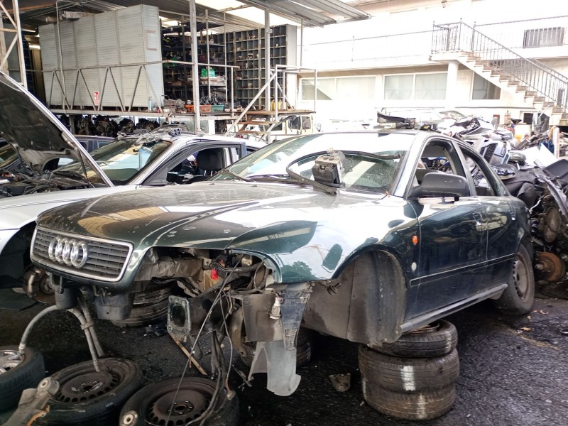 audi a4 berlina (b5)(1994) del año 1996