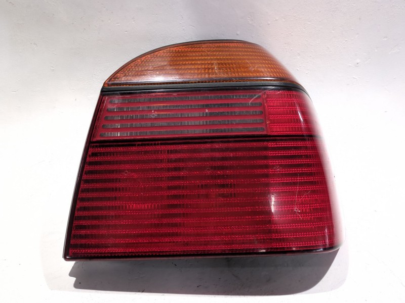 Recambio de piloto trasero derecho para volkswagen golf iii (1h1) 1.9 d referencia OEM IAM 1h6945257  