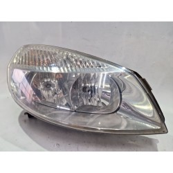 Recambio de faro delantero derecho para renault megane scénic 1.5 dci 106 cv referencia OEM IAM 15810400  