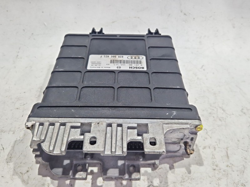 Recambio de centralita inyeccion para audi a4 b5 (8d2) 1.9 tdi referencia OEM IAM 028906021F  