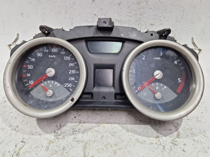 Recambio de cuadro completo para renault megane scénic 1.5 dci 106 cv referencia OEM IAM 8200399700D  