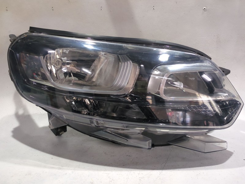 Recambio de faro derecho para citroën jumpy iii furgoneta (v_) 1.6 bluehdi 95 referencia OEM IAM 085521149R  