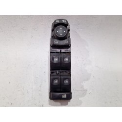 MANDO ELEVALUNAS DELANTERO IZQUIERDO E30167 