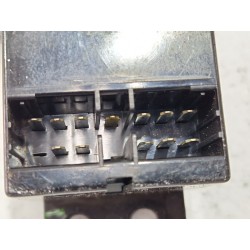 Recambio de mando elevalunas delantero izquierdo para hyundai lantra ii (j-2) 1.6 i referencia OEM IAM 9357029050  