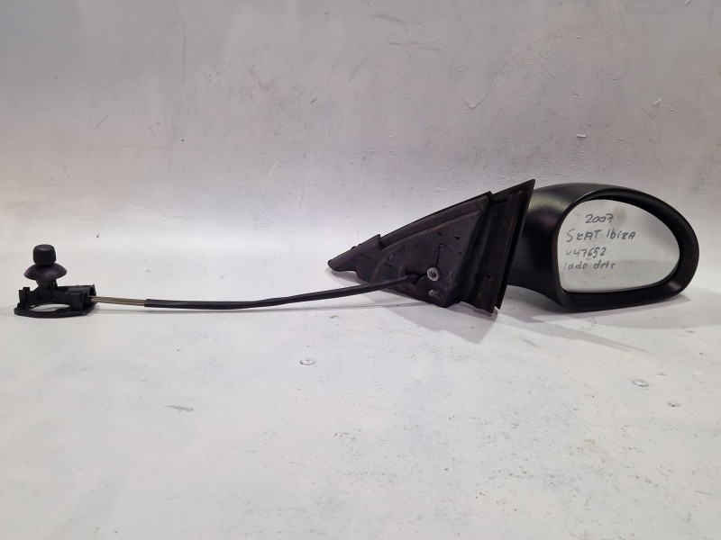 Recambio de retrovisor derecho para seat ibiza iii (6l1) 1.9 tdi referencia OEM IAM 836194  