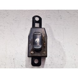 MANDO ELEVALUNAS DELANTERO DERECHO 9358029000 