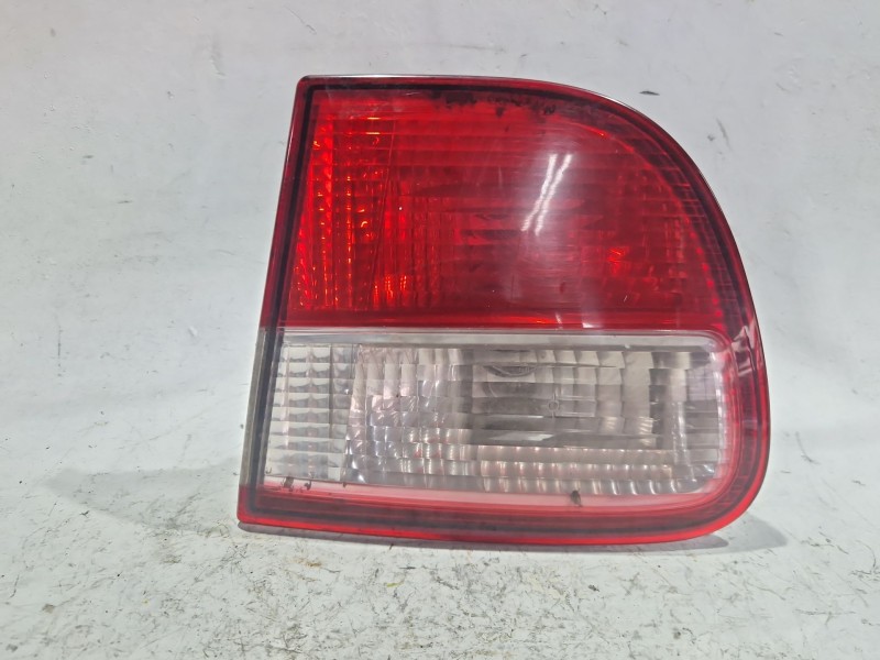 Recambio de piloto trasero derecho para seat leon (1m1) 1.9 tdi referencia OEM IAM 1M6945092B  