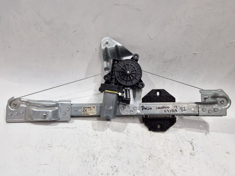 Recambio de mecanismo elevalunas delantero izquierdo para dacia sandero ii 1.2 referencia OEM IAM 807213282R  