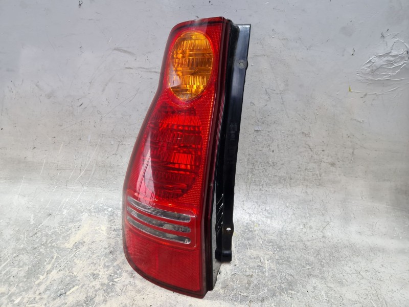 Recambio de piloto trasero izquierdo para hyundai matrix (fc) 1.5 crdi referencia OEM IAM 92401170  