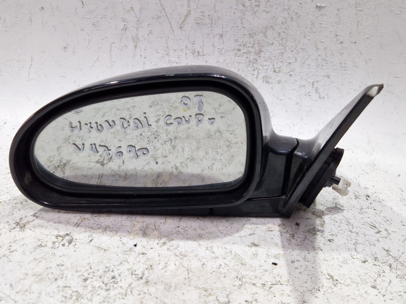 Recambio de retrovisor izquierdo para hyundai coupe i (rd) 1.6 16v referencia OEM IAM E13010079  