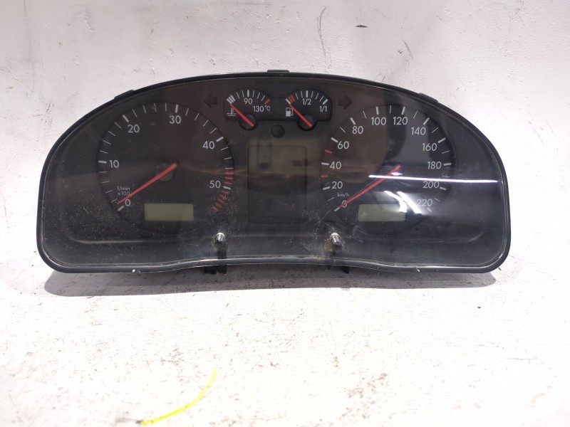 Recambio de cuadro completo para volkswagen passat b3/b4 (3a2, 35i) 1.9 tdi referencia OEM IAM 110008193  