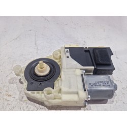 MOTOR ELEVALUNAS DELANTERO DERECHO 965496100 
