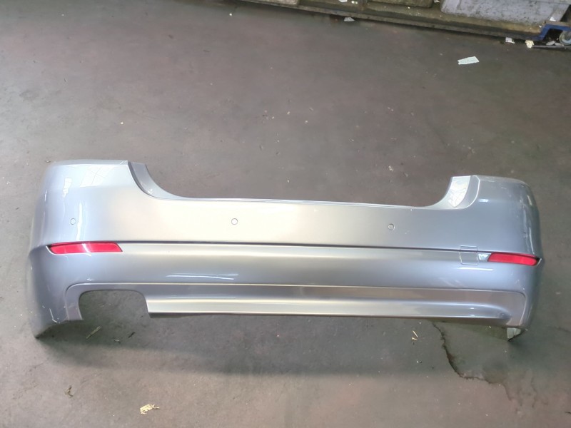 Recambio de paragolpes trasero para bmw 5 (f10) 530 d referencia OEM IAM 724037409  