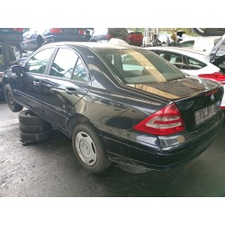 mercedes-benz clase c (w203) del año 2001
