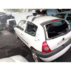 renault clio ii fase i (b/cb0)(1998) del año 2000