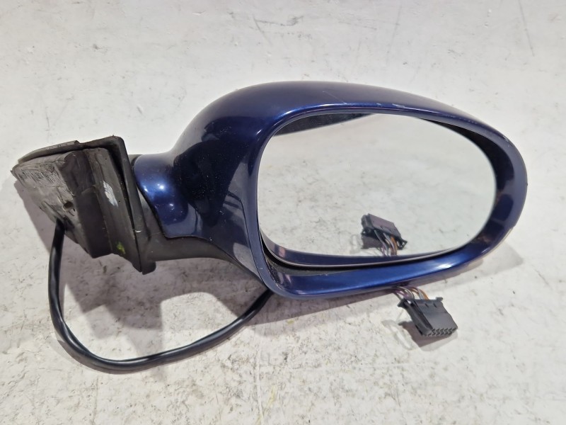 Recambio de retrovisor derecho para volkswagen passat b5.5 variant (3b6) 2.5 tdi referencia OEM IAM 3b0857934B  