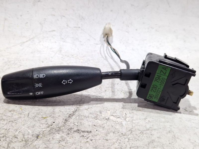 Recambio de mando intermitentes para daewoo lanos (klat) 1.5 referencia OEM IAM 96230794  