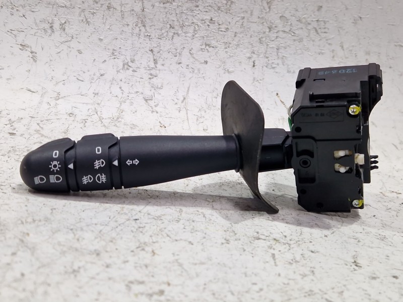 Recambio de mando luces para renault clio ii (bb_, cb_) 1.5 dci (b/cb07) referencia OEM IAM VALEO6166  