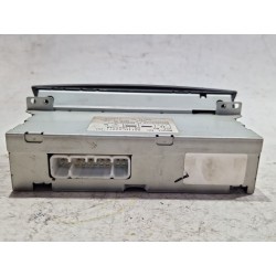 Recambio de sistema audio / radio cd para toyota yaris (_p1_) 1.0 (scp10_) referencia OEM IAM 8611052011B0  