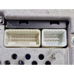 Recambio de sistema audio / radio cd para toyota avensis sedán (t25) 2.2 d-cat referencia OEM IAM 8612005081  