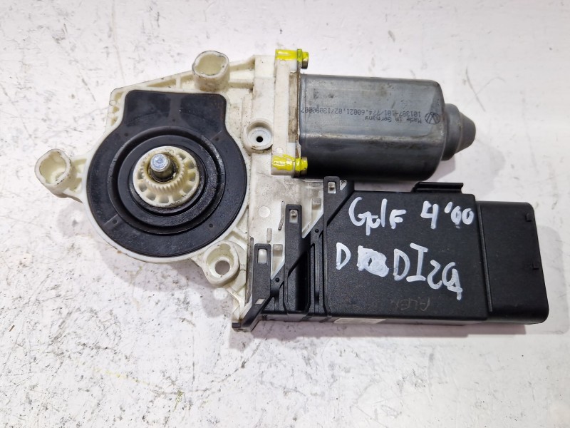 Recambio de motor elevalunas delantero izquierdo para volkswagen golf iv (1j1) 1.9 tdi referencia OEM IAM 9776101430203  