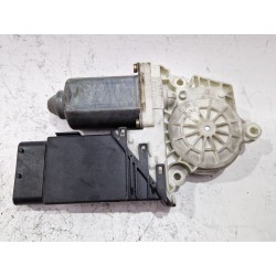 Recambio de motor elevalunas delantero izquierdo para volkswagen golf iv (1j1) 1.9 tdi referencia OEM IAM 9776101430203  