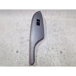 MANDO ELEVALUNAS DELANTERO DERECHO 7423112800 