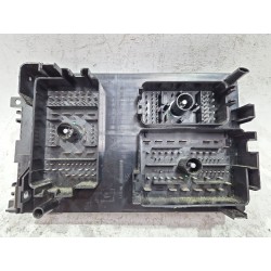 Recambio de caja reles / fusibles para opel astra j gtc 2.0 cdti (08) referencia OEM IAM 13368645  