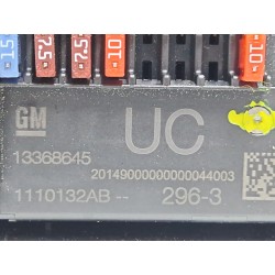 Recambio de caja reles / fusibles para opel astra j gtc 2.0 cdti (08) referencia OEM IAM 13368645  