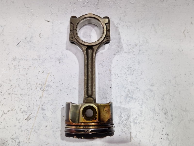 Recambio de piston para renault clio iv (bh_) 1.2 tce 120 (bhau) referencia OEM IAM   