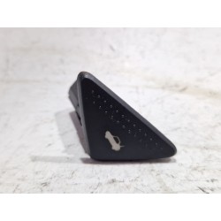 PULSADOR MALETERO / PORTON 98AG198514 