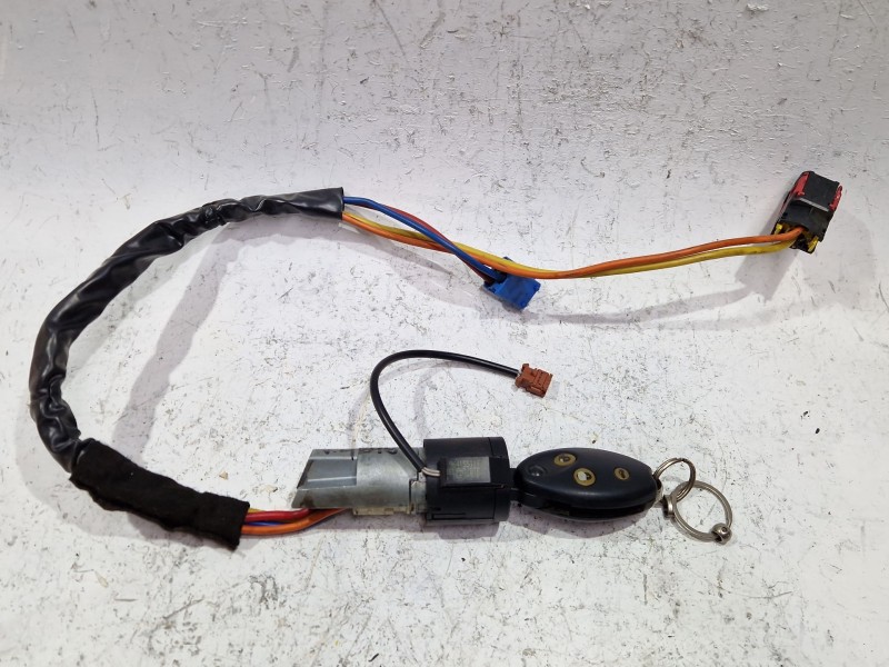 Recambio de conmutador de arranque para citroën xsara (n1) 2.0 hdi 90 referencia OEM IAM 9641551180  