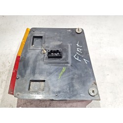 Recambio de piloto trasero derecho para fiat uno (146)(1983) 1.0 referencia OEM IAM 0039940  