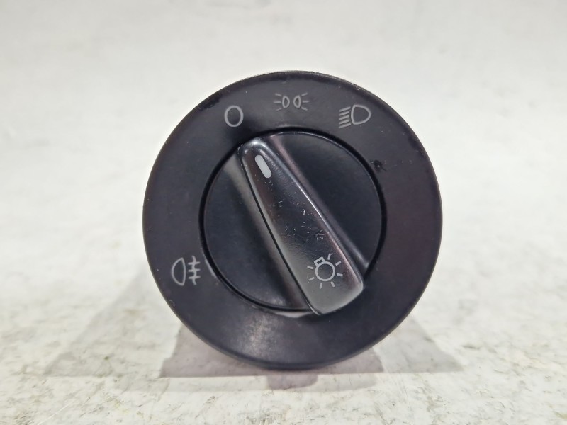 Recambio de mando luces para volkswagen golf iv (1j1) 1.9 tdi referencia OEM IAM BK71C0941531  