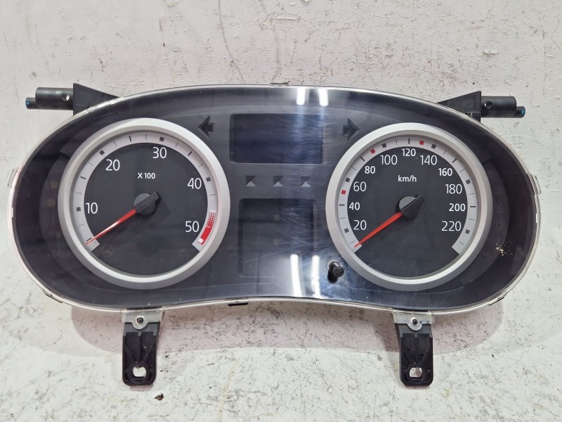 Recambio de cuadro completo para renault clio ii (bb_, cb_) 1.5 dci (b/cb07) referencia OEM IAM P8200770455  