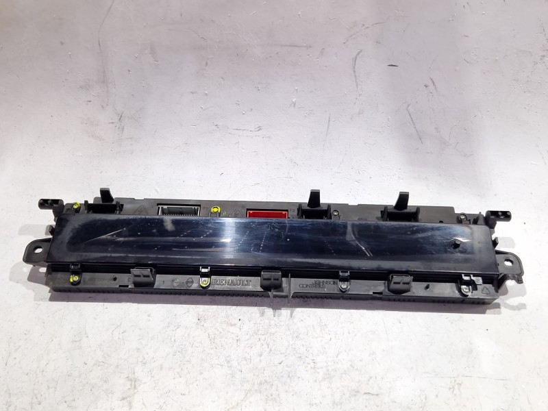 Recambio de cuadro completo para renault megane scénic 1.5 dci 106 cv referencia OEM IAM P8200704463A  