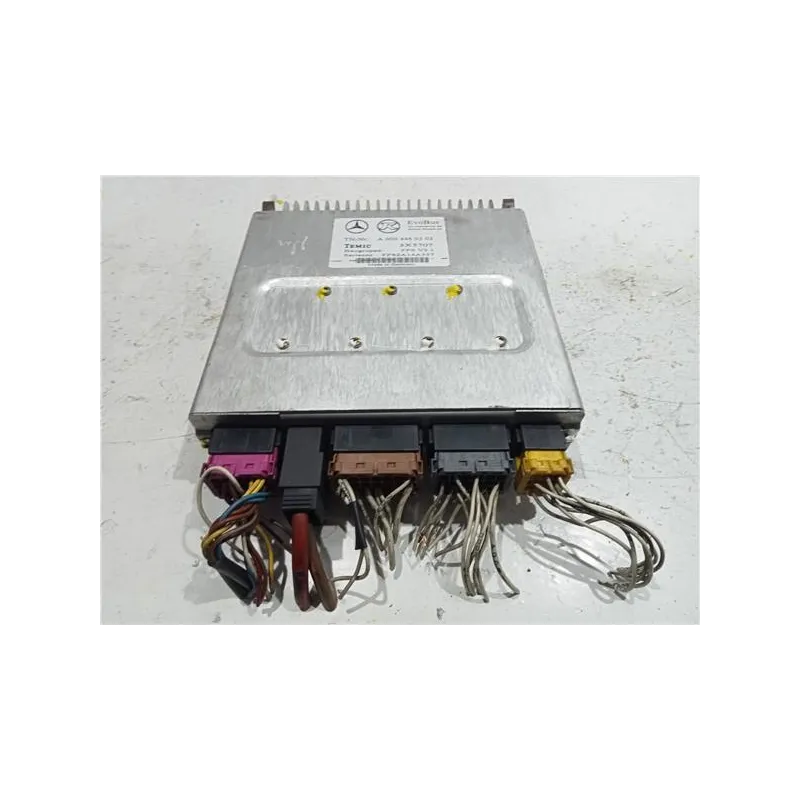 Recambio de centralita para mercedes-benz autobus urbano o-530 referencia OEM IAM A0004460303  