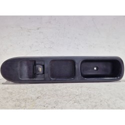 MANDO ELEVALUNAS DELANTERO DERECHO 96548606 