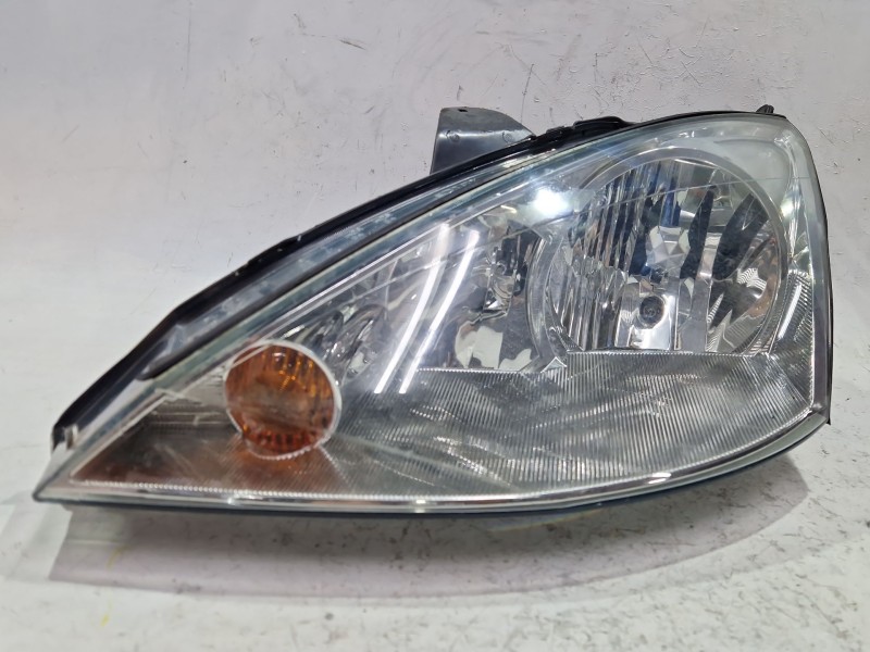 Recambio de faro delantero izquierdo para ford focus i (daw, dbw) 1.8 tdci referencia OEM IAM 2M5113W030BD  