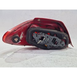 Recambio de piloto trasero derecho para peugeot 307 (3a/c) 2.0 hdi 90 referencia OEM IAM VALEO T50  