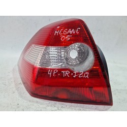 PILOTO TRASERO IZQUIERDO 8200142682 