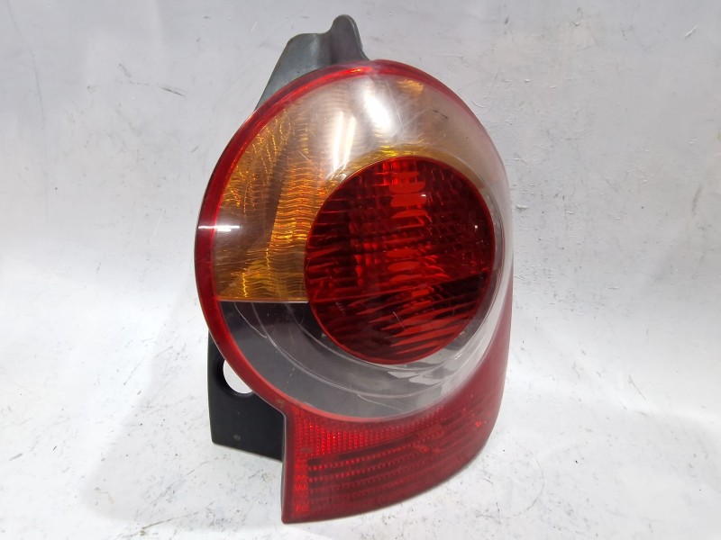 Recambio de piloto trasero derecho para renault modus i (2004) dci (fp0f, jp0f) referencia OEM IAM 62457  