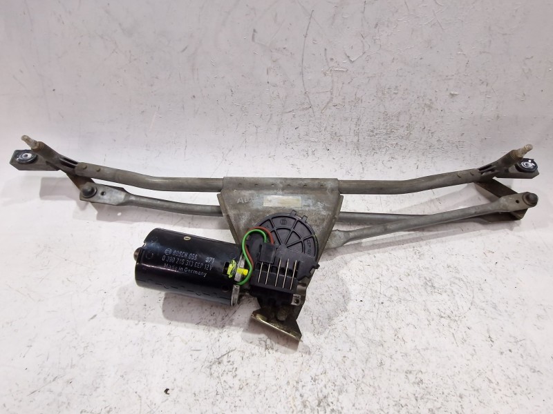 Recambio de mecanismo limpia delantero para volvo serie 440 (1988) 1.9 turbo-diesel referencia OEM IAM 0390246313  