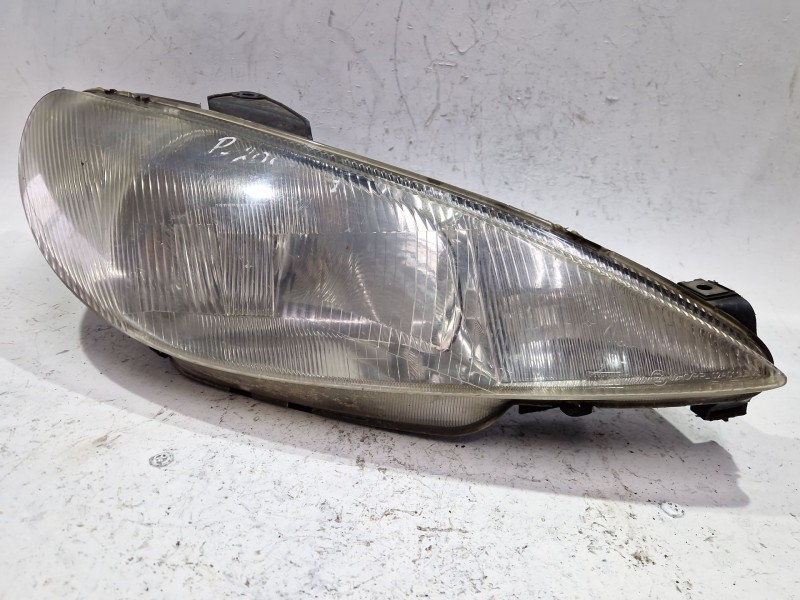 Recambio de faro delantero derecho para peugeot 206 (1998) 1.9 d referencia OEM IAM   