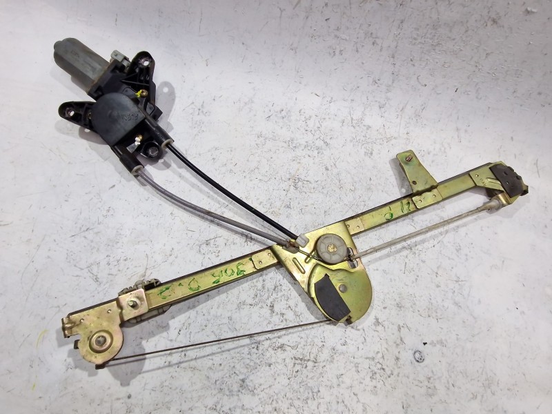 Recambio de mecanismo elevalunas delantero derecho para peugeot 306 (7b, n3, n5) 1.9 d referencia OEM IAM 0130821648  
