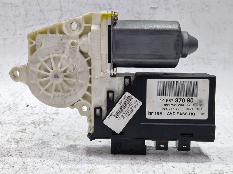Recambio de motor elevalunas delantero derecho para peugeot 807 (eb_) 2.2 hdi referencia OEM IAM 991728203  