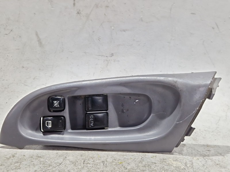 Recambio de mando elevalunas delantero izquierdo para nissan almera ii (n16) 1.5 dci referencia OEM IAM 80961  