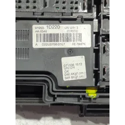 Recambio de caja reles / fusibles para kia carens iii monospace (un) 2.0 crdi 115 referencia OEM IAM 919501D220  