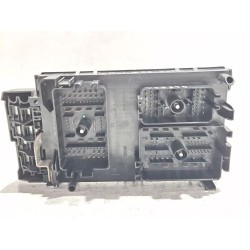 CAJA RELES / FUSIBLES 1110090AC 